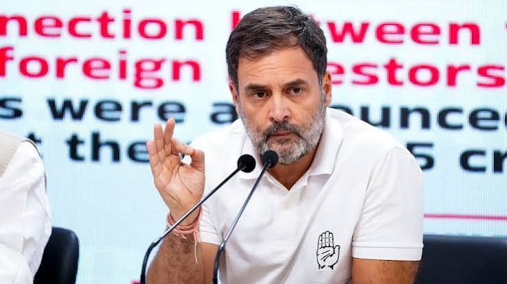 Rahul Gandhi Rejects MoS Outreach, Vows Overnight Sit-In Outside PM’s Residence