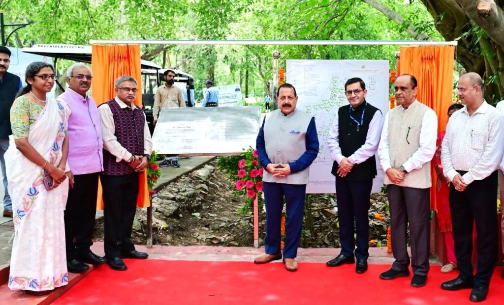 Dr. Jitendra Singh Dedicates CSIR-NBRI’s First ‘Eco-Educational Hub’ to Nation in Lucknow