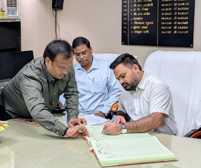 IAS Mahendra Singh Tanwar Steps in as Kanpur Nagar’s 59th District Magistrate
