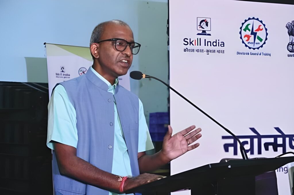 Center Appoints 1995-Batch IAS Officer Dilip Kumar as Land Resources Secretary